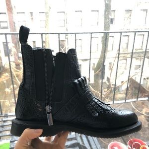 Doc Marten Chelsea Boot